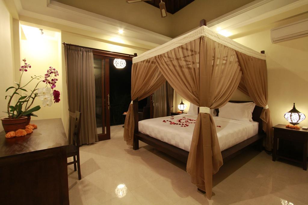 Pekak Mangku 3*